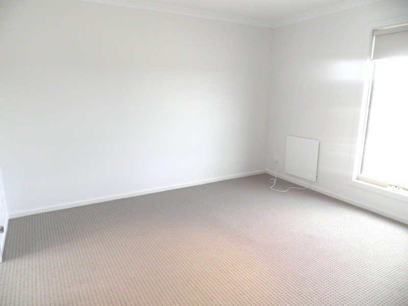 32 Darwin Way, Pakenham VIC 3810