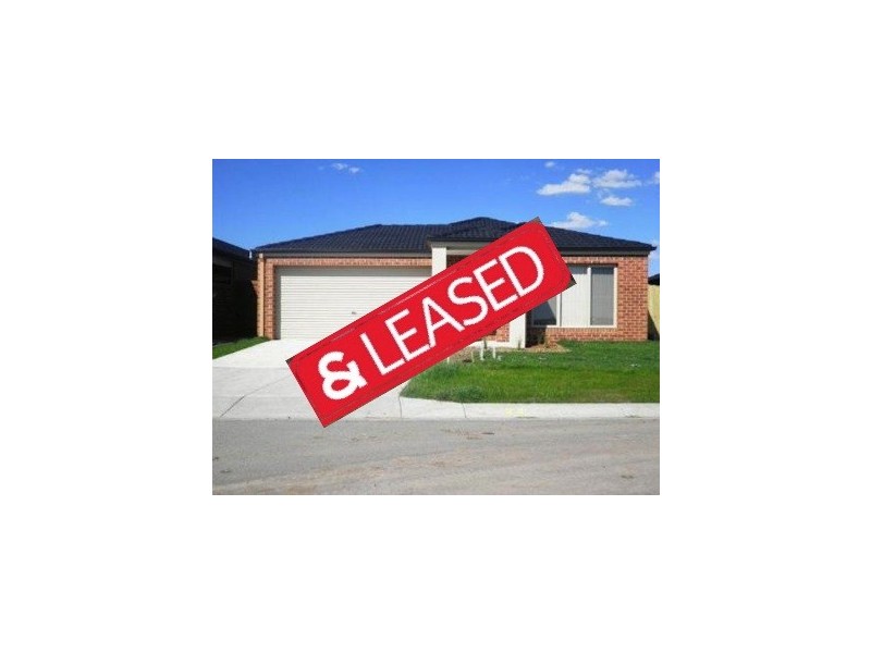 29 Rosella Avenue, Pakenham VIC 3810