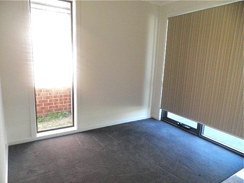 73 Willowtree Drive, Pakenham VIC 3810