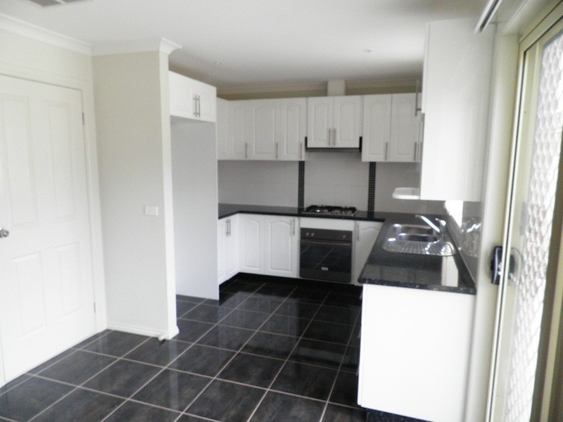 2  Pomegranate Way, Pakenham VIC 3810