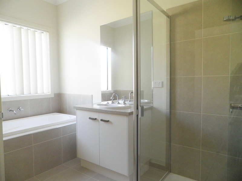 19 Raven Court, Pakenham VIC 3810