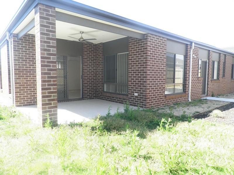 19 Raven Court, Pakenham VIC 3810