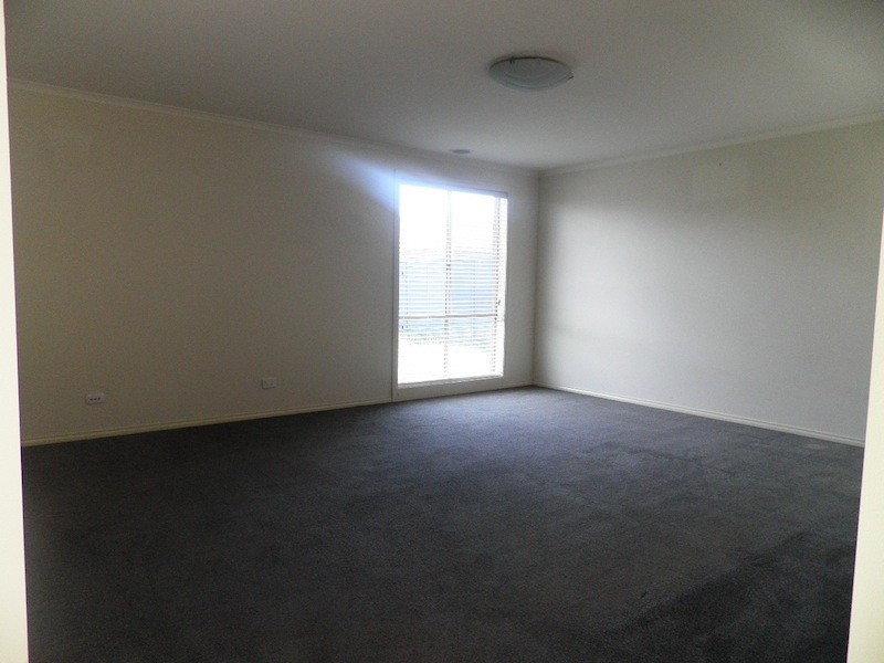 7 Ironbark Circuit, Pakenham VIC 3810