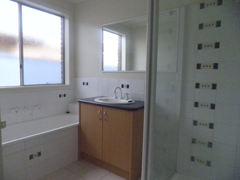 7 Ironbark Circuit, Pakenham VIC 3810