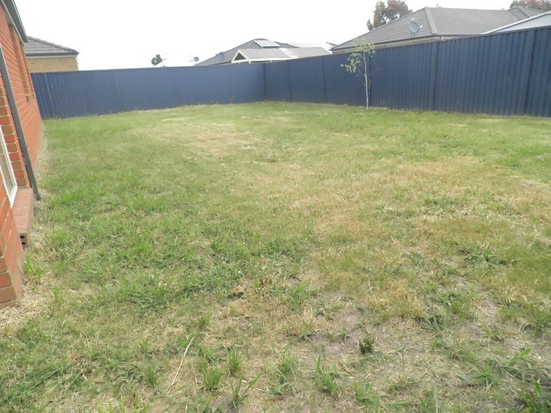 7 Ironbark Circuit, Pakenham VIC 3810