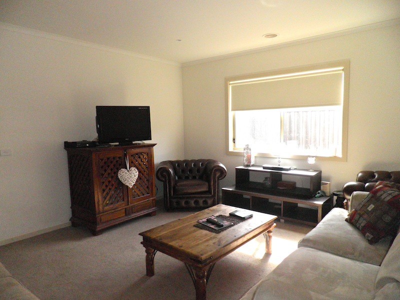 38 Pomegranate Way, Pakenham VIC 3810