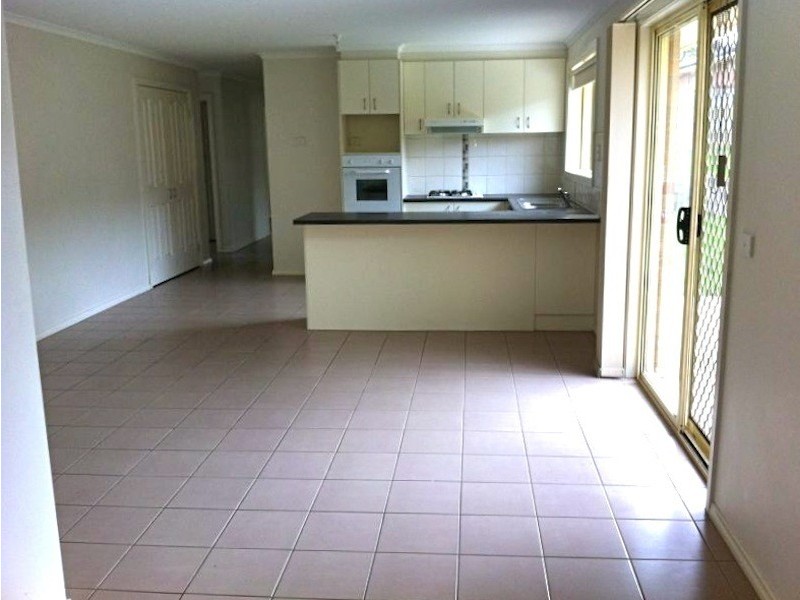 48 Manna Gum Drive, Pakenham VIC 3810