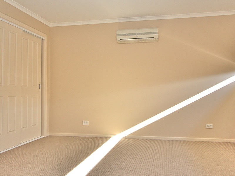 4/1 Henry Street, Pakenham VIC 3810