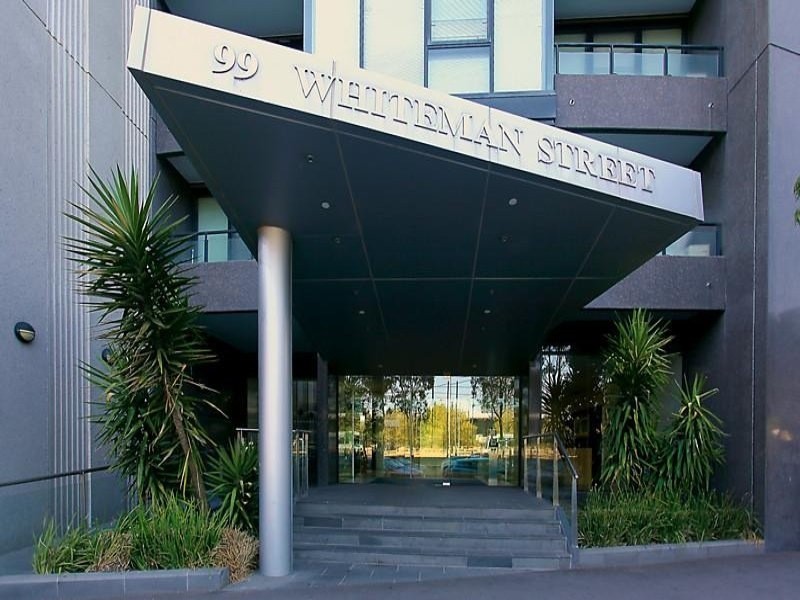13/99 Whiteman Street, Southbank VIC 3006