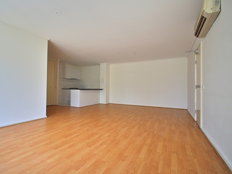 13/99 Whiteman Street, Southbank VIC 3006