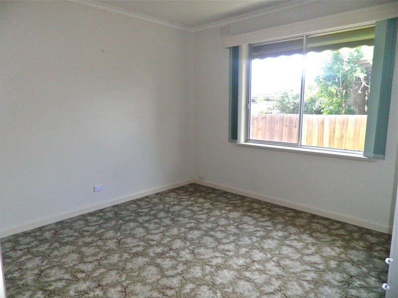 4 Wadsley Avenue, Pakenham VIC 3810