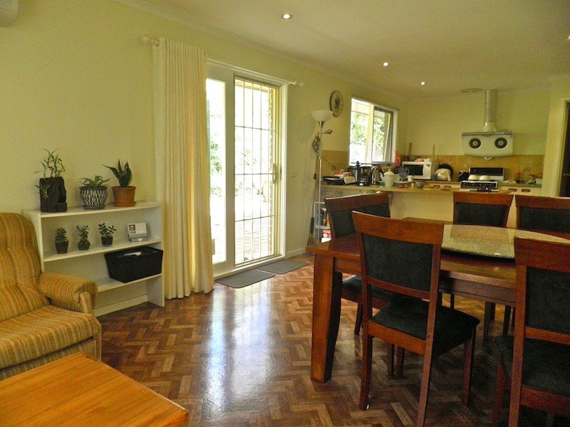 11 Irving Road, Pakenham VIC 3810