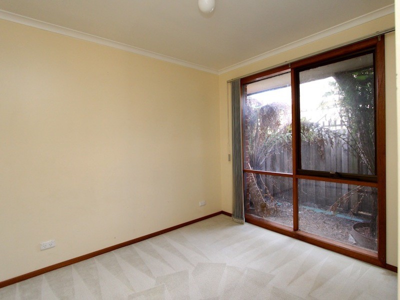 28 Bridle Place, Pakenham VIC 3810