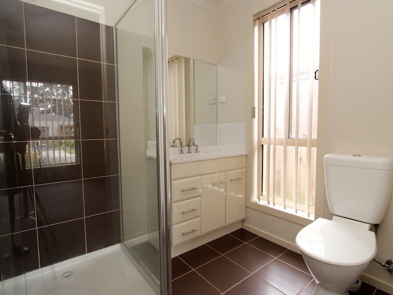 28 Wakenshaw Crescent, Pakenham VIC 3810
