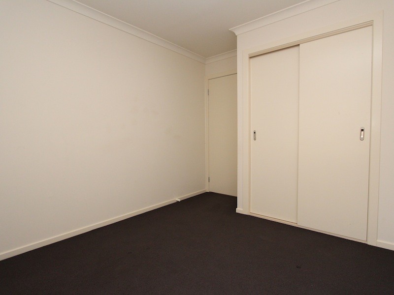 28 Wakenshaw Crescent, Pakenham VIC 3810