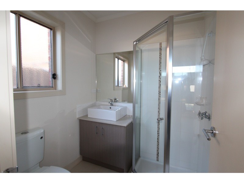 53 Pomegranate Way, Pakenham VIC 3810