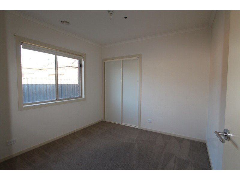 53 Pomegranate Way, Pakenham VIC 3810