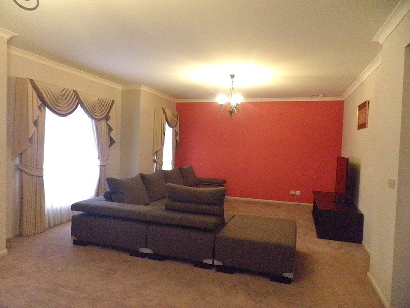 16 Meg Way, Berwick VIC 3806