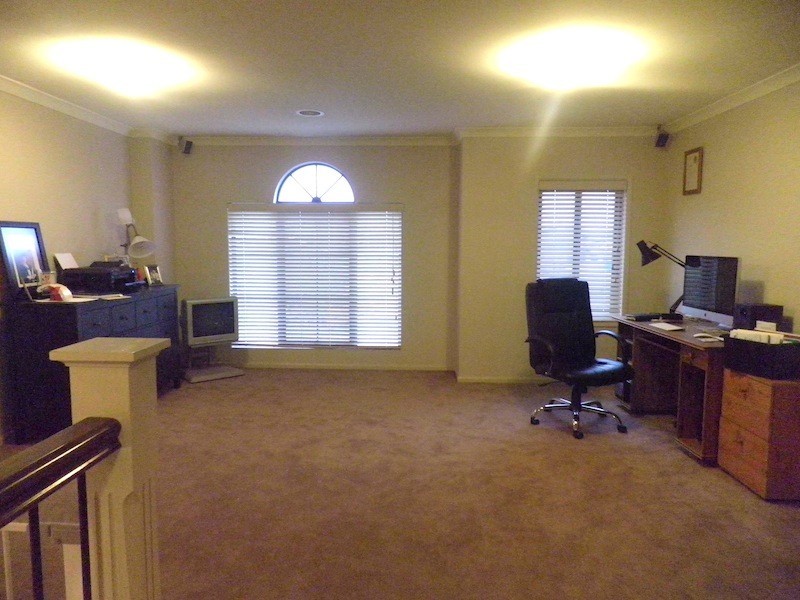 16 Meg Way, Berwick VIC 3806