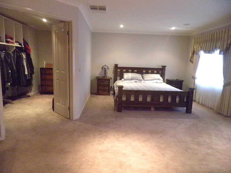 16 Meg Way, Berwick VIC 3806