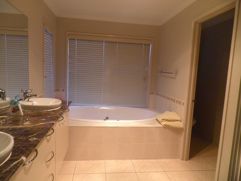 16 Meg Way, Berwick VIC 3806