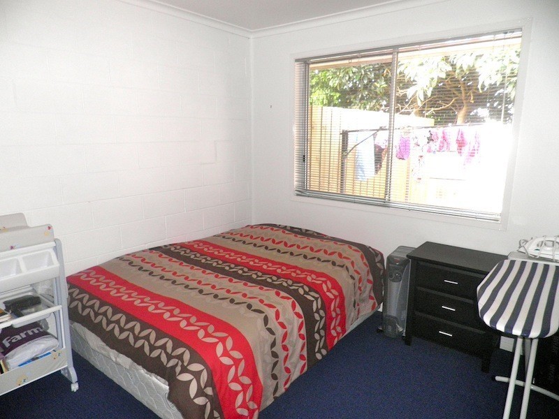 10/2-4 Charles Street, Pakenham VIC 3810