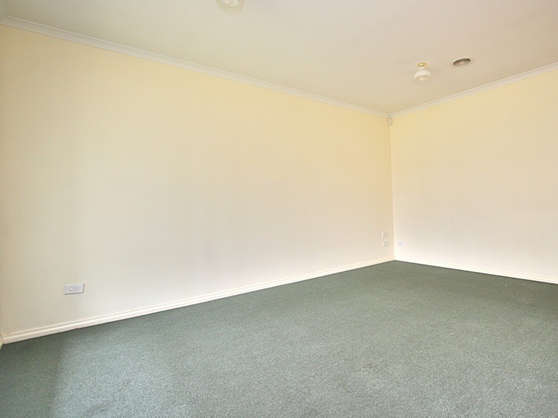 4  Howqua Place, Pakenham VIC 3810