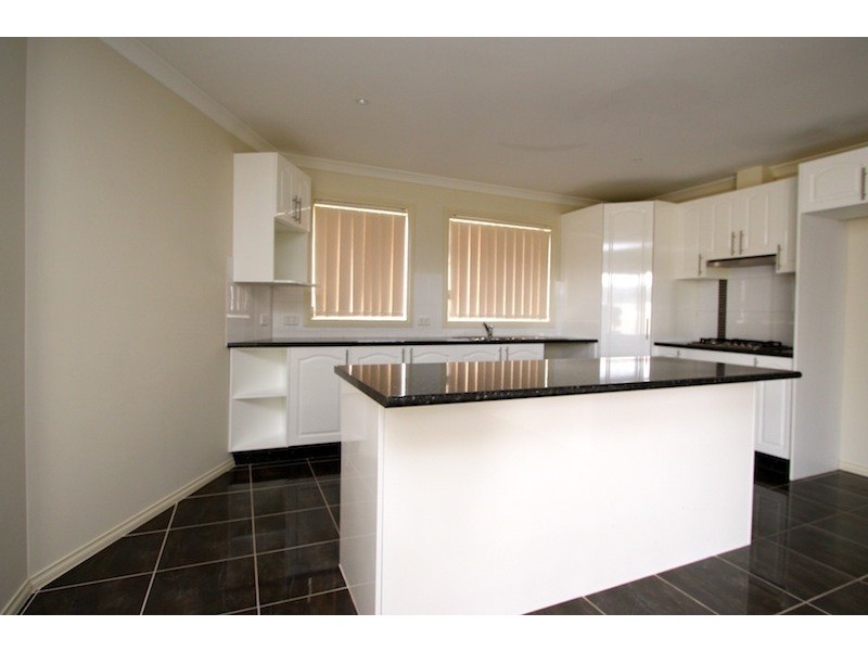 66  Melissa Way, Pakenham VIC 3810