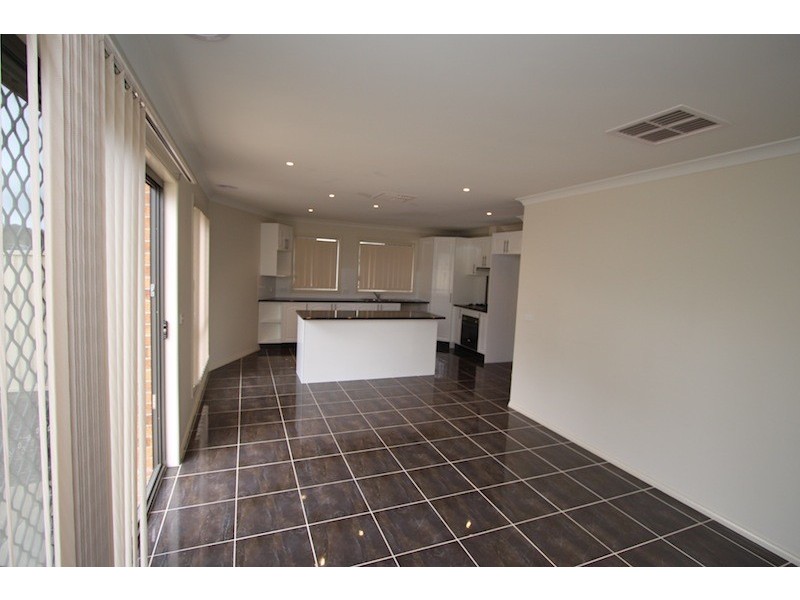 66  Melissa Way, Pakenham VIC 3810