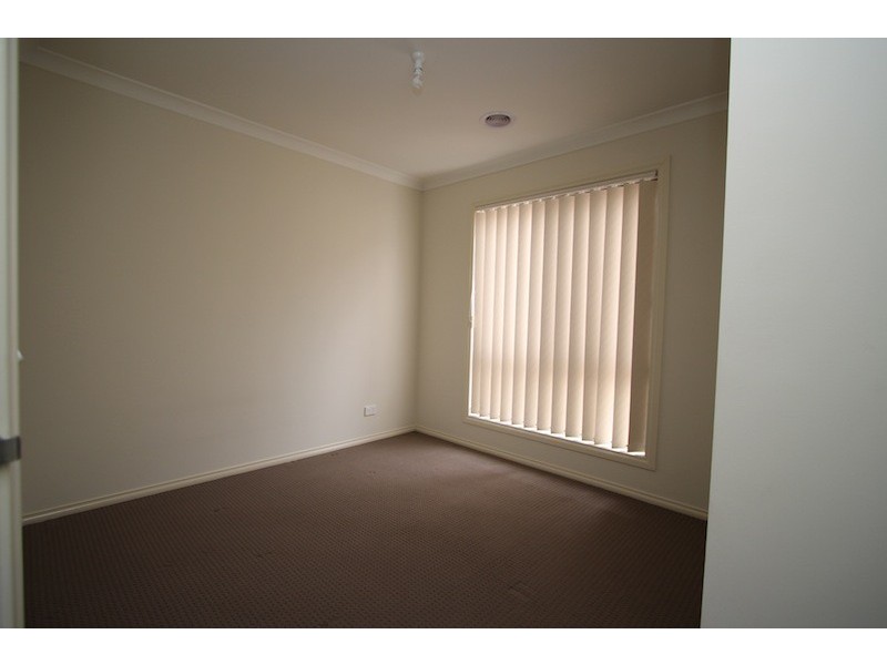 66  Melissa Way, Pakenham VIC 3810