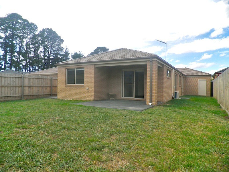 17 Melissa Way, Pakenham VIC 3810