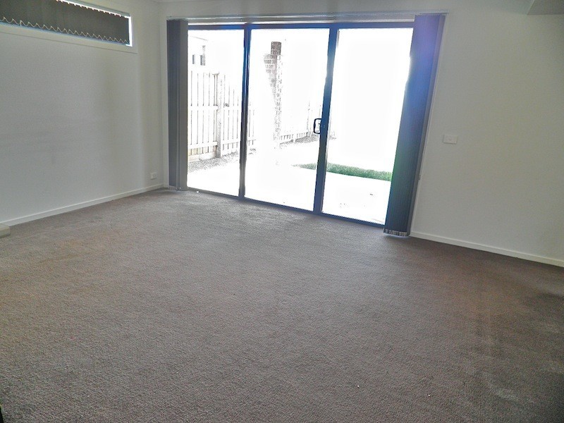 16 Glenvista Road, Pakenham VIC 3810