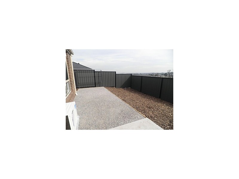 7 Bay Vista, Pakenham VIC 3810