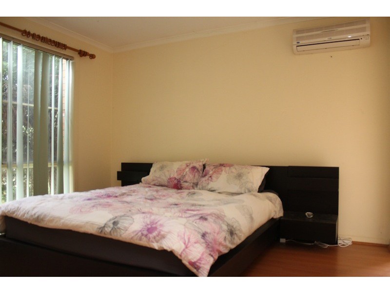 34 Sandalwood Drive, Narre Warren VIC 3805