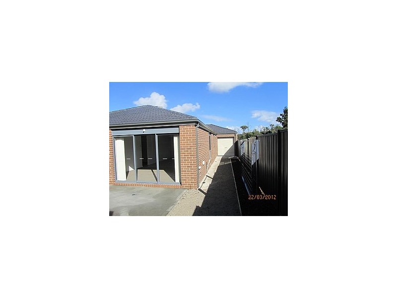 6 Maggiore Crescent, Pakenham VIC 3810