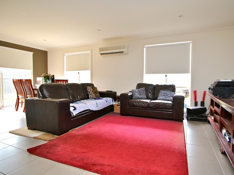 14 Orchard Valley, Pakenham VIC 3810