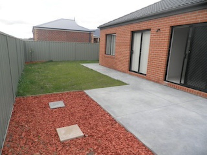 5 Charolais Court, Pakenham VIC 3810