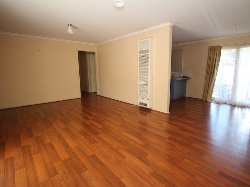 52 Meeking Drive, Pakenham VIC 3810