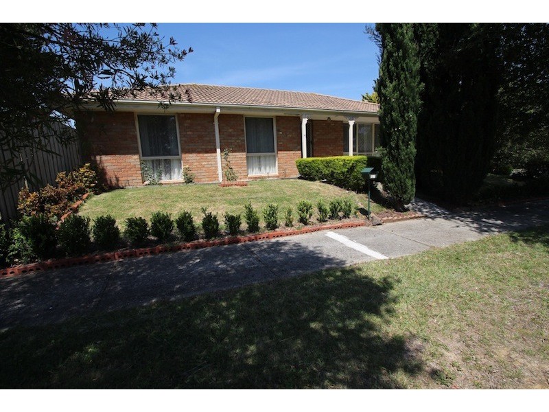 52 Meeking Drive, Pakenham VIC 3810