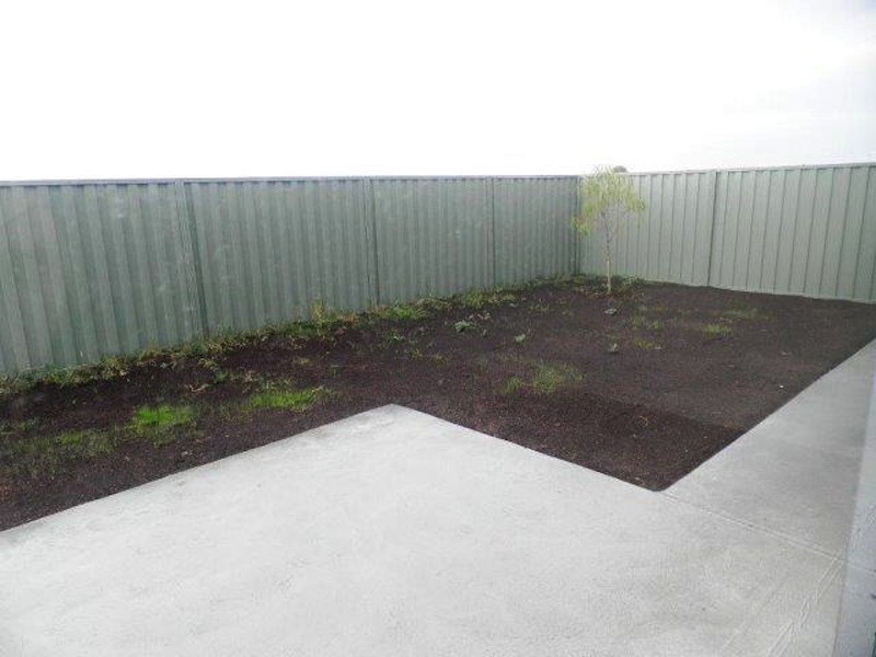 56 Dusseldorp Avenue, Pakenham VIC 3810