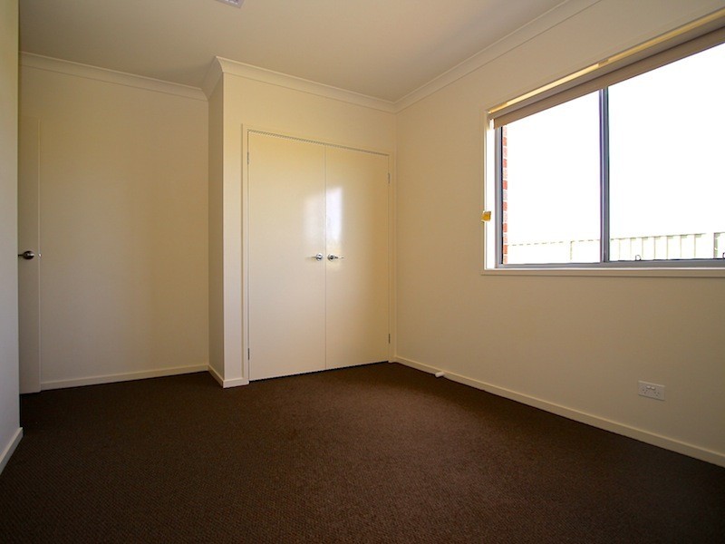 56 Dusseldorp Avenue, Pakenham VIC 3810