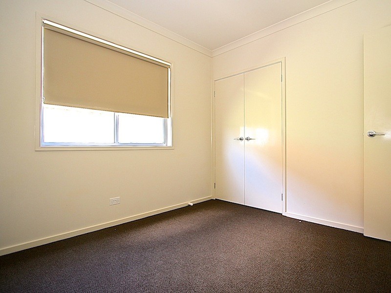 56 Dusseldorp Avenue, Pakenham VIC 3810