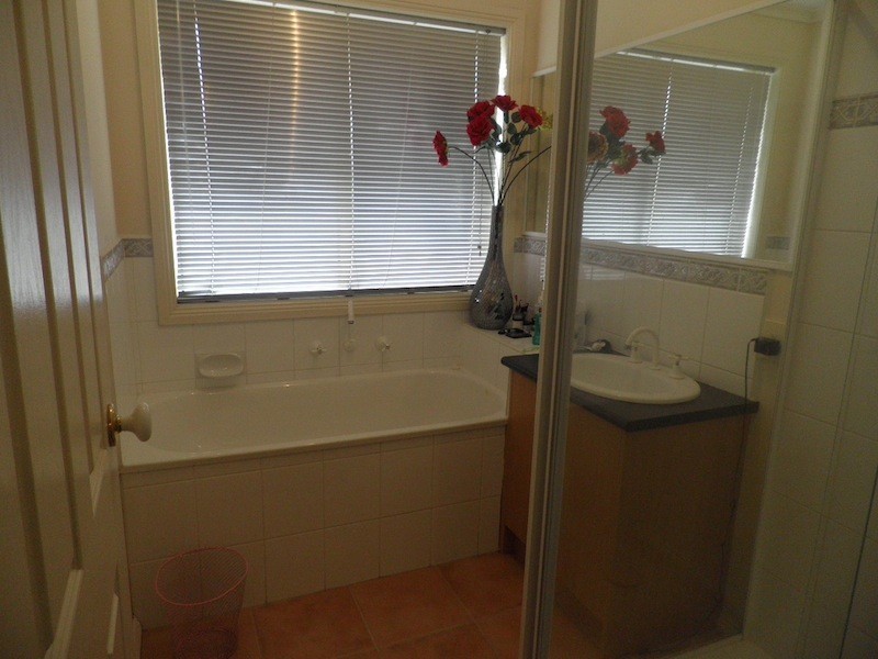 7 Riviera Drive, Pakenham VIC 3810