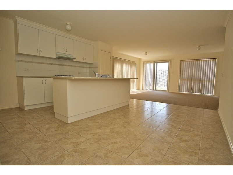 Unit 7/ 51 Leigh Drive, Pakenham VIC 3810
