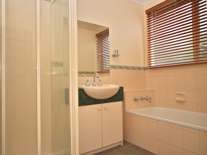139 Bemersyde Drive, Berwick VIC 3806