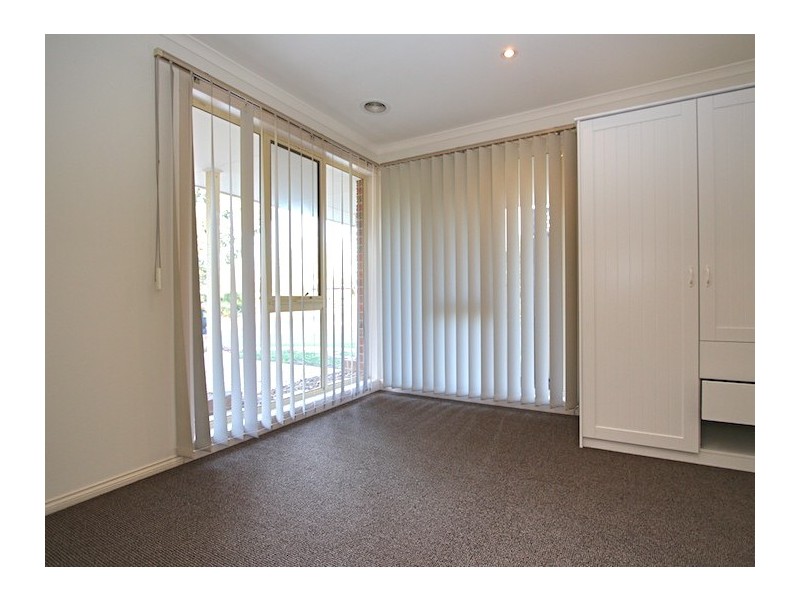 13 Kershaw Drive, Narre Warren South VIC 3805