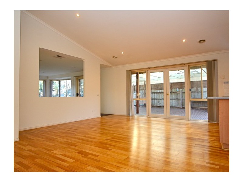 13 Kershaw Drive, Narre Warren South VIC 3805