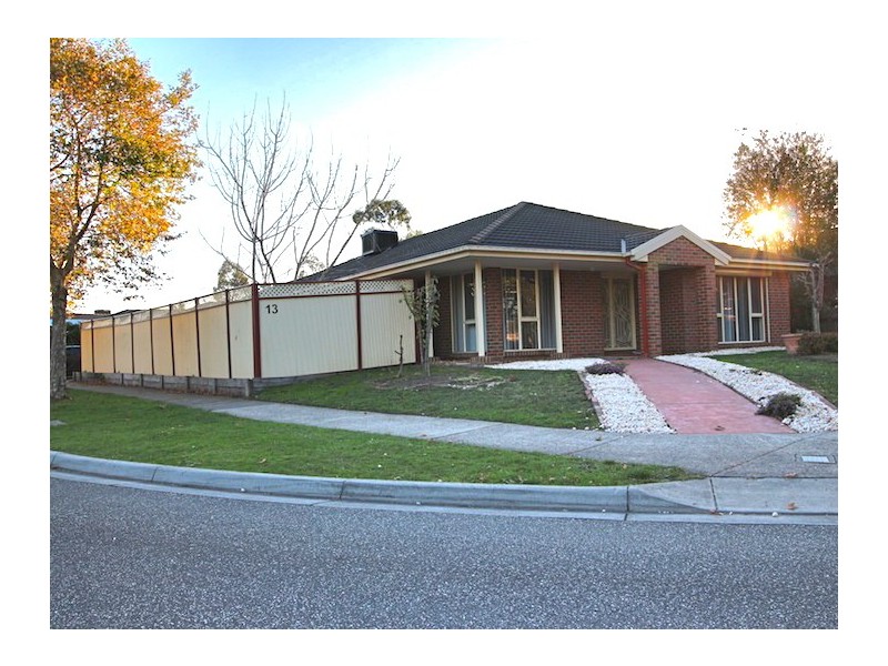 13 Kershaw Drive, Narre Warren South VIC 3805