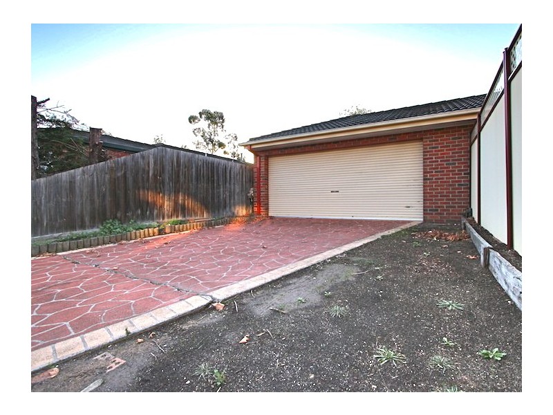 13 Kershaw Drive, Narre Warren South VIC 3805