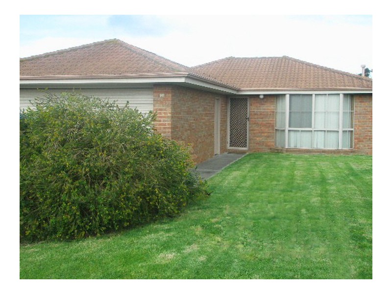 11 Joseph Court, Pakenham VIC 3810